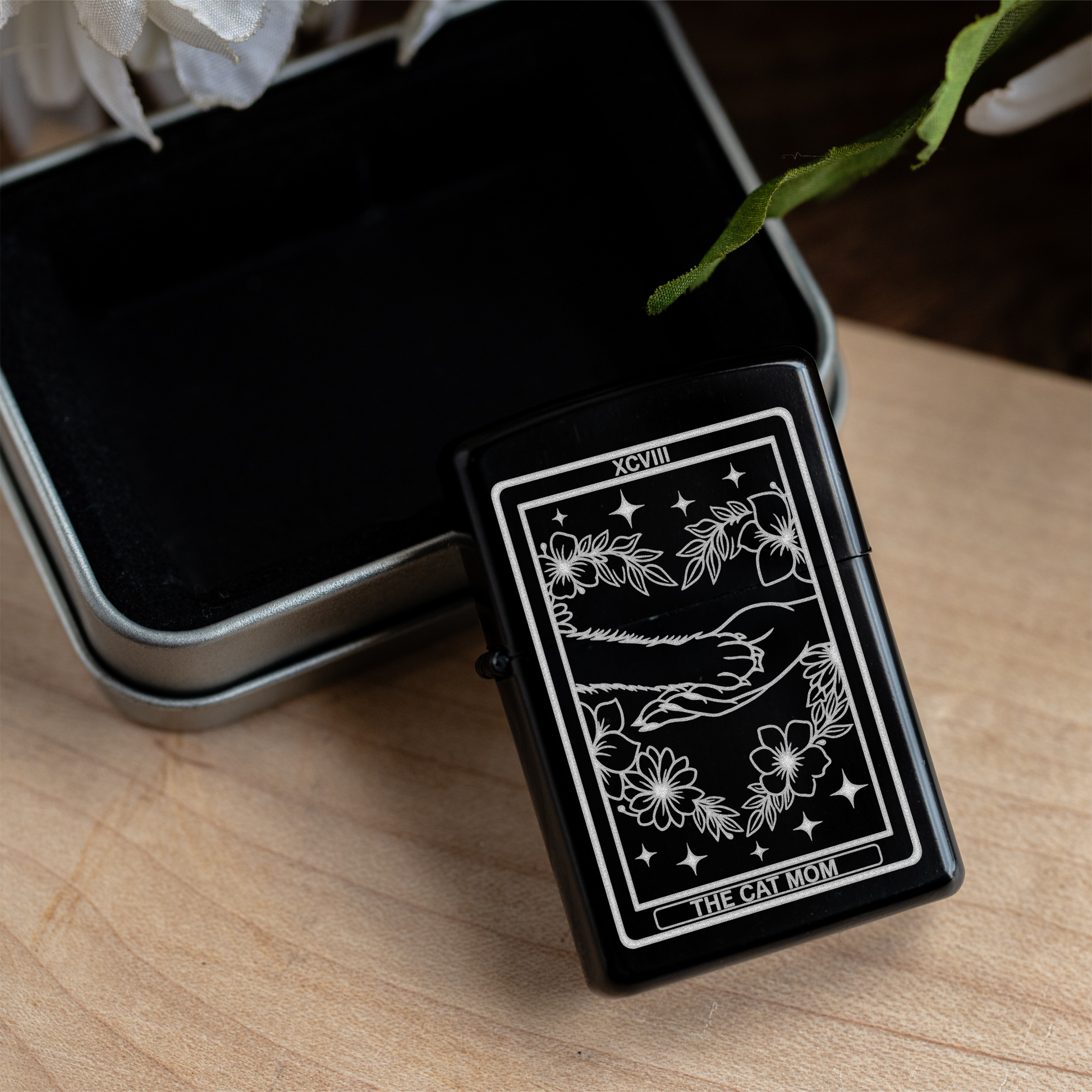 The Cat Mom Tarot Card Windproof Lighter