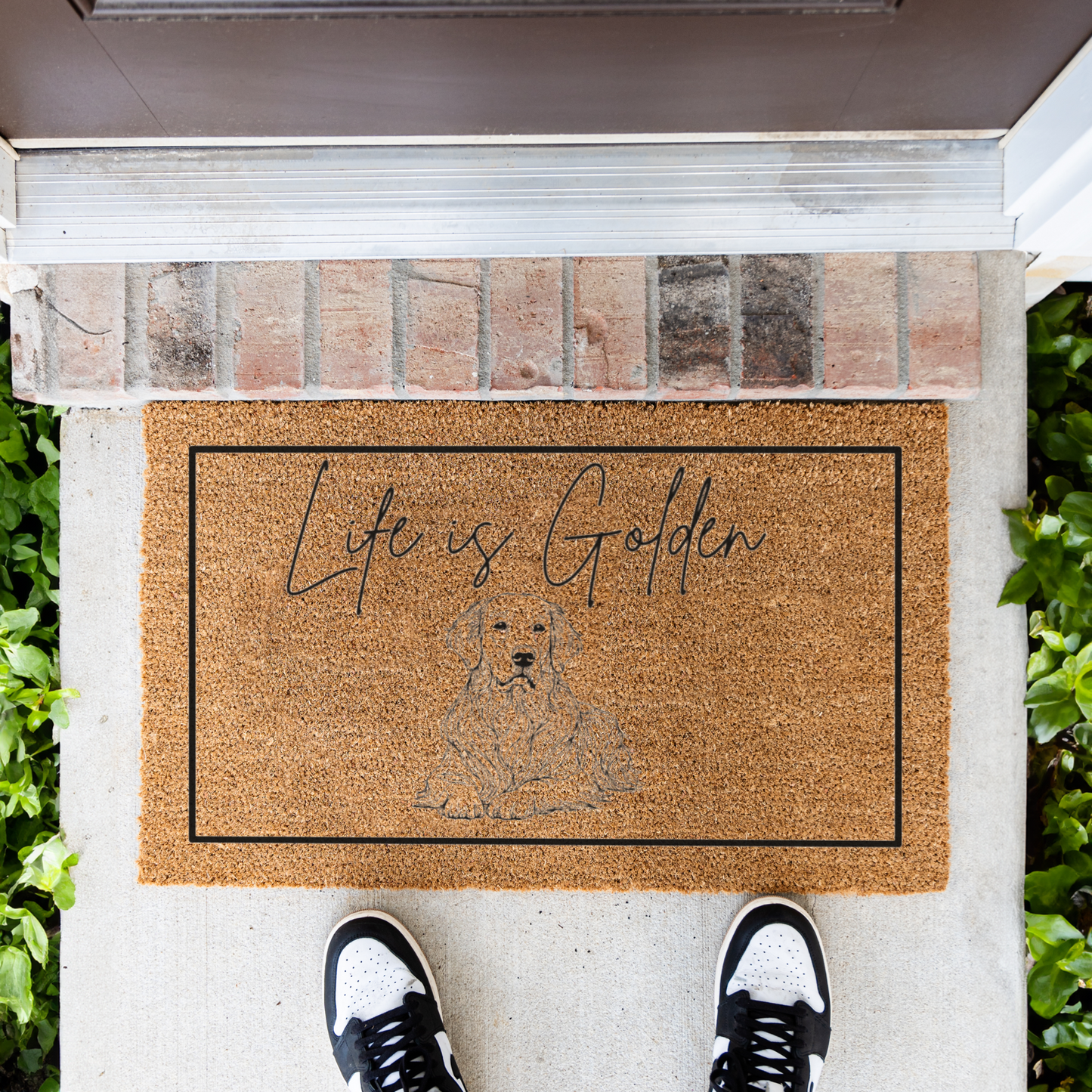 Life Is Golden Funny Dog Doormat, Dog Welcome Doormat, Funny Housewarming Gift, Modern Entryway Rug for Indoor Outdoor, Golden Retriever