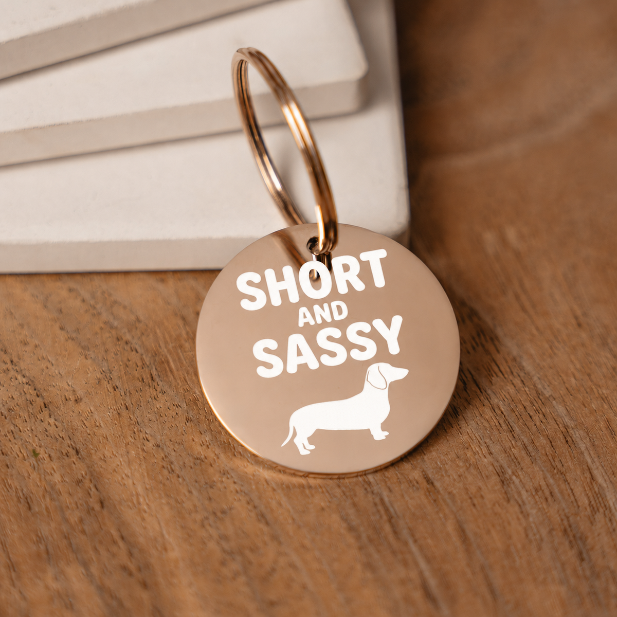 Short and Sassy Dachshund Circle Keychain