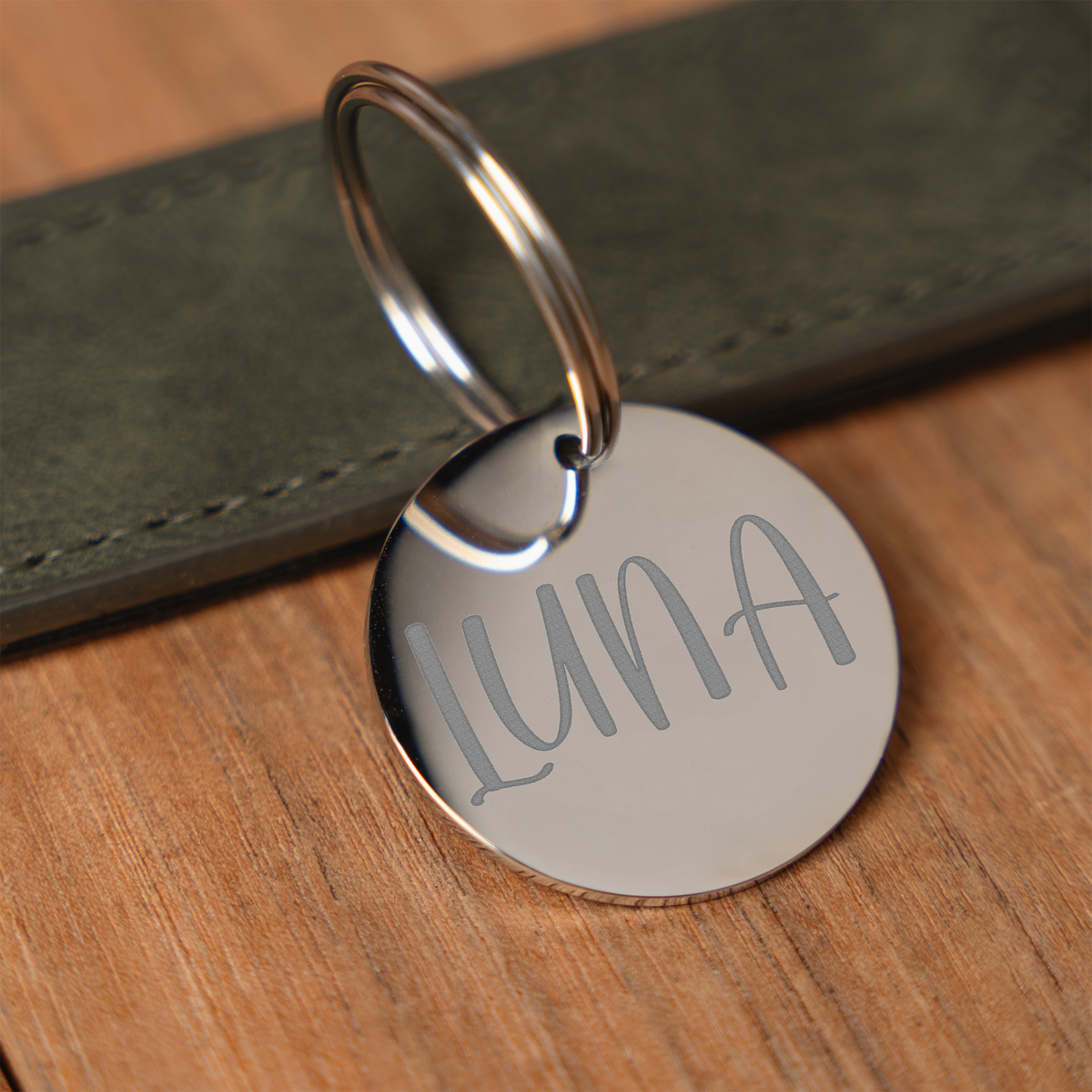 Personalized Name Keychain, Custom Gold Round Keychain, Engraved Name Key Ring, Minimalist Keychain, Custom Gift for Her, Stocking Stuffer